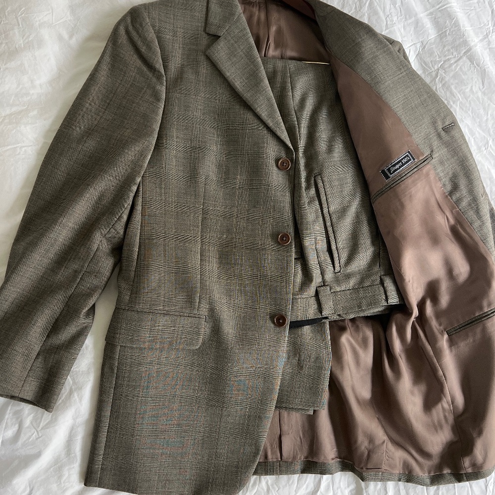 Zillion Collezioni suit